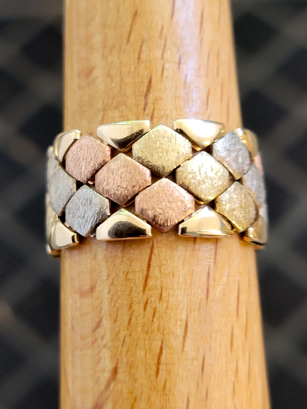 14K Tri-Color Gold Satin Flexible Cigar Band Ring Size 9 – Made in Italy! 👌🎁